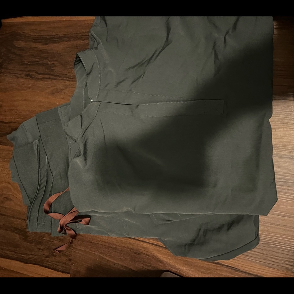 Bonsai Figs Scrub Set